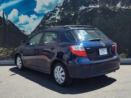 2009 Toyota Matrix Base