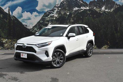 2022 Toyota RAV4 Hybrid XLE Premium