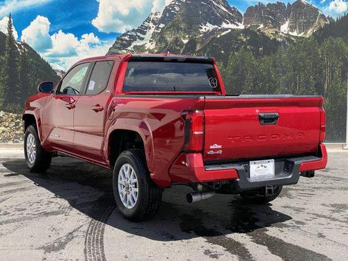 2025 Toyota Tacoma SR5