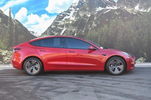 2022 Tesla Model 3 Long Range