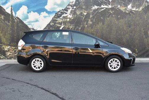 2014 Toyota Prius v Three