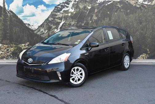 2014 Toyota Prius v Three