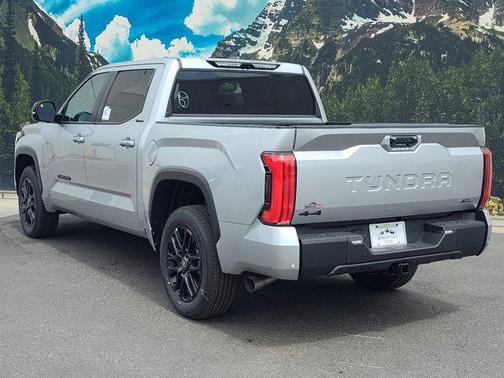 2025 Toyota Tundra Hybrid Platinum