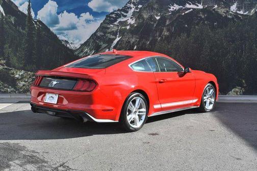 2020 Ford Mustang EcoBoost