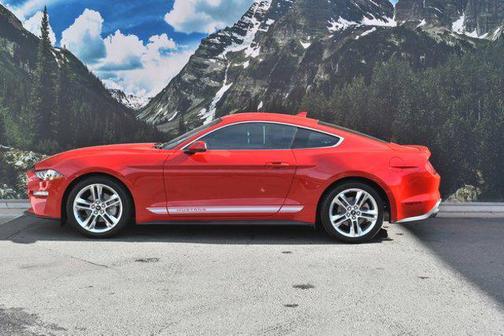 2020 Ford Mustang EcoBoost