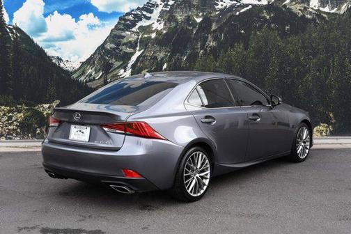 2018 Lexus IS 300 Base