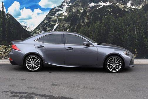 2018 Lexus IS 300 Base