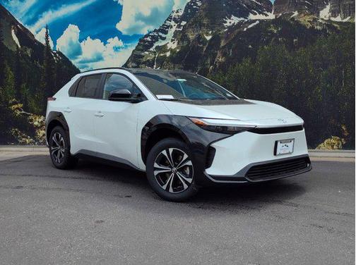 2025 Toyota bZ4X XLE