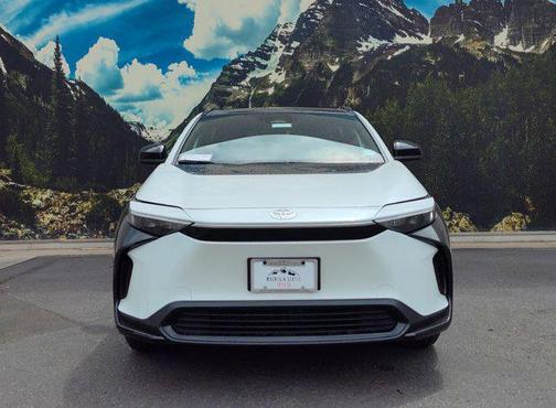 2025 Toyota bZ4X XLE