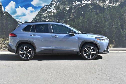 2025 Toyota Corolla Hybrid SE