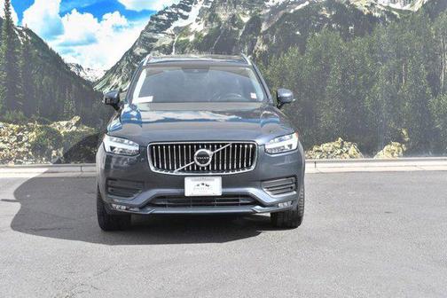 2021 Volvo XC90 T5 Momentum