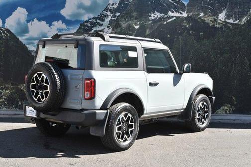 2022 Ford Bronco Base 2 Door 4x4