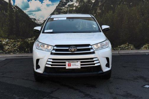 Blizzard Pearl 2019 Toyota Highlander LE