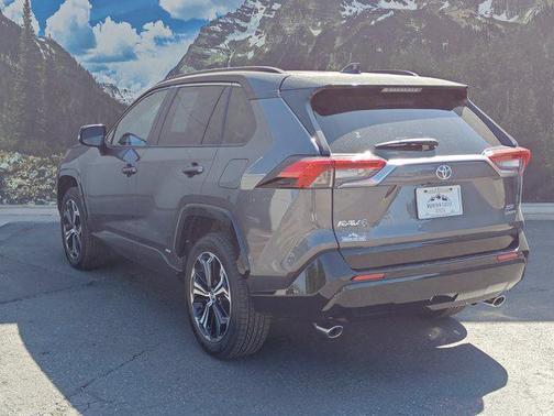 2025 Toyota RAV4 Hybrid SE