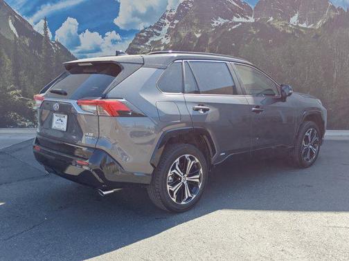 2025 Toyota RAV4 Hybrid SE