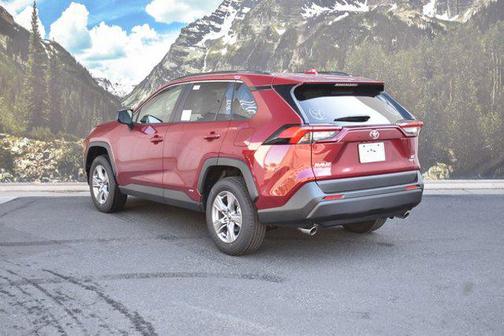 2025 Toyota RAV4 Hybrid LE