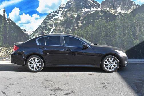 2013 INFINITI G37x Base