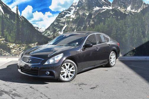 2013 INFINITI G37x Base