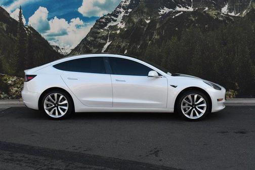 2019 Tesla Model 3 Standard Range Plus