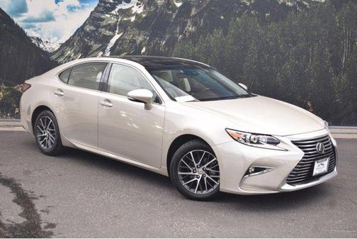 2017 Lexus ES 350 Base