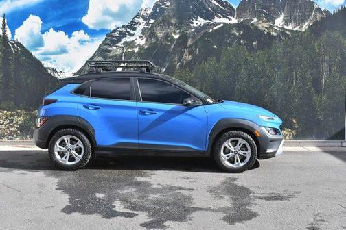 2022 Hyundai KONA SEL