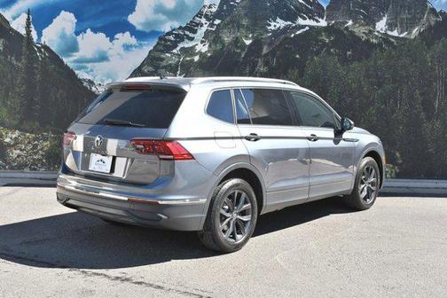 2024 Volkswagen Tiguan 2.0T SE 4MOTION