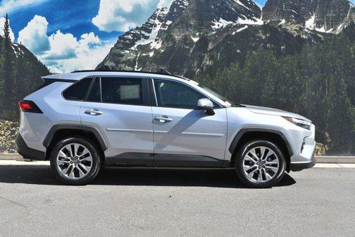 2023 Toyota RAV4 XLE Premium