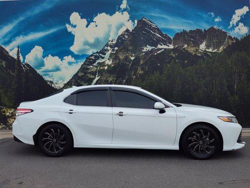 2020 Toyota Camry LE