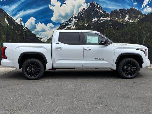 2025 Toyota Tundra Hybrid Limited