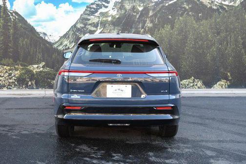 2025 Toyota Crown Signia XLE