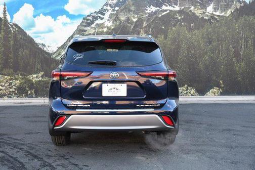 2026 Toyota Highlander Platinum