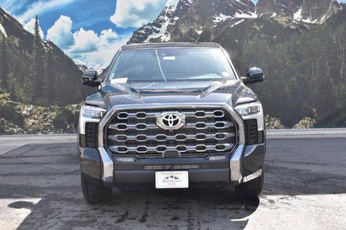 2025 Toyota Tundra Hybrid Platinum