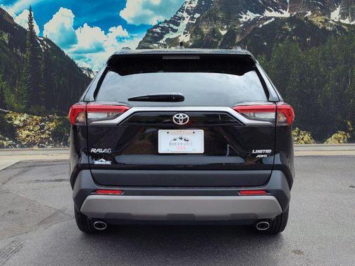 2025 Toyota RAV4 Limited