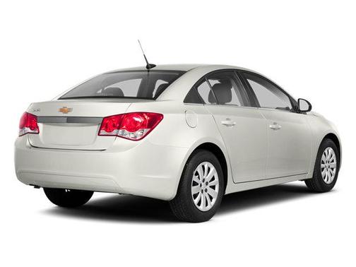 Summit White 2013 Chevrolet Cruze LTZ