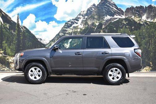 2023 Toyota 4Runner SR5 Premium