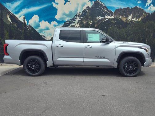 2025 Toyota Tundra Hybrid Limited