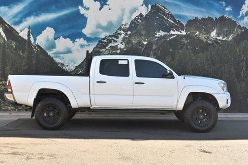 2014 Toyota Tacoma Base