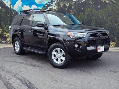 Midnight Black Metallic 2021 Toyota 4Runner SR5