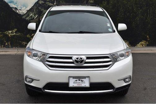 2012 Toyota Highlander SE