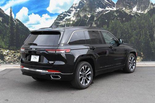 2024 Jeep Grand Cherokee 4xe Overland