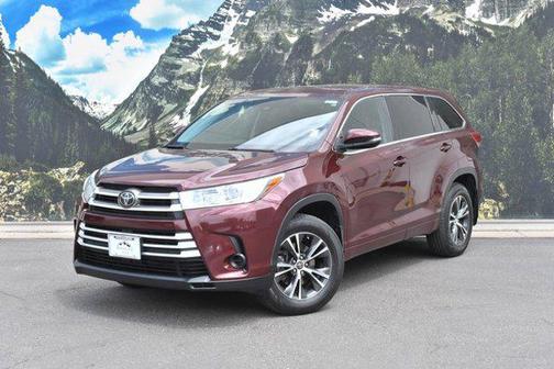 Maroon 2018 Toyota Highlander LE