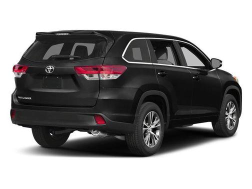 Maroon 2018 Toyota Highlander LE