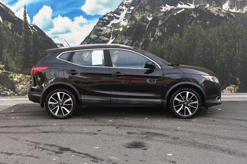 2017 Nissan Rogue Sport SL