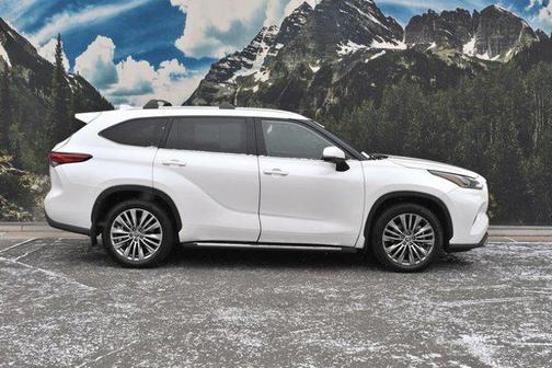 2021 Toyota Highlander Platinum