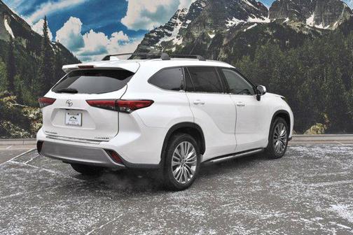 2021 Toyota Highlander Platinum