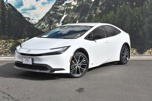 2023 Toyota Prius XLE