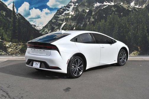 2023 Toyota Prius XLE