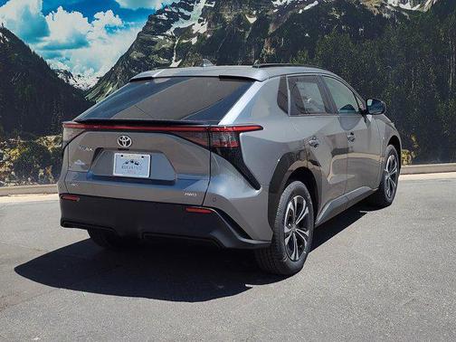 2025 Toyota bZ4X XLE