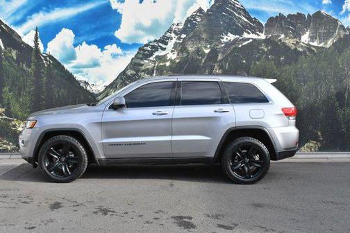 2017 Jeep Grand Cherokee Laredo