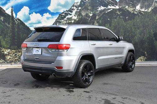 2017 Jeep Grand Cherokee Laredo